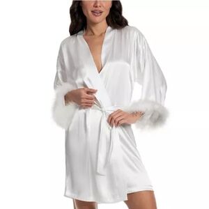 💍🤍 Linea Donatella Luxury Bride Robe White Satin Feather Trim Wedding NWT S/M